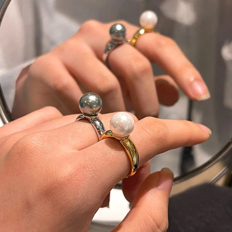 French Vintage Adjustable Pearl Ring for Women Geometric Brass Ring with Natural Freshwater Pearl Gold Plated Couple Ring view 3