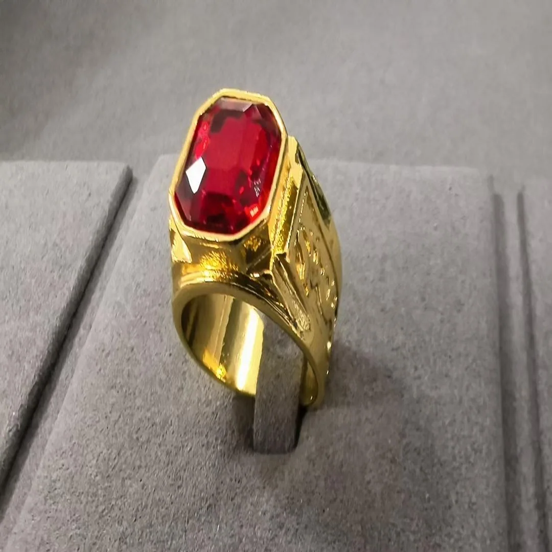 Wholesale Men Exquisite Luxury Square Multi-color Rings Inlaid Shiny Temperament Indelible Copper Alloy Gold Color Zircon Rings