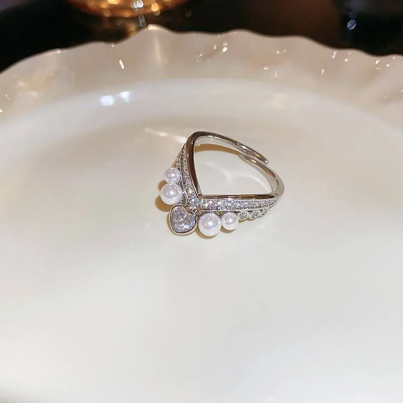 Custom Jewelry Heart Cubic Zirconia Pearl V-shaped Elegant Rings Dainty Silver Gold Plated Adjustable Rings for Women view 3