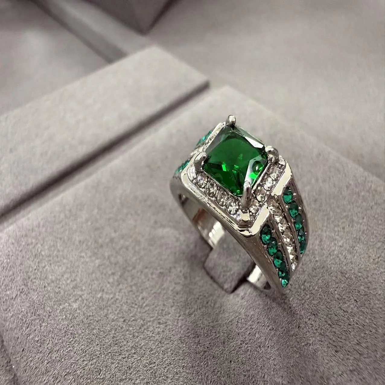 Hot-selling Exquisite Women Men square Cut Green Zircon Inlaid Temperament Female with Indelible Copper Alloy Silver Rings view 2