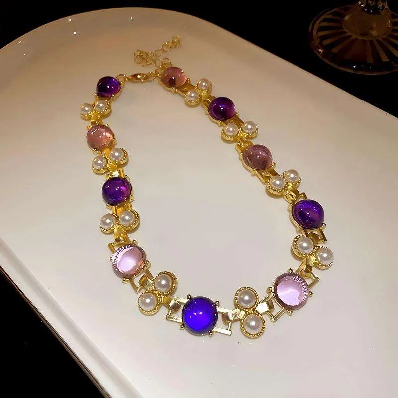 Hot Retro Palace Shiny Multi-color Diamond-encrusted Pearl Alloy Temperament Clavicle Gold Necklaces for Women Set