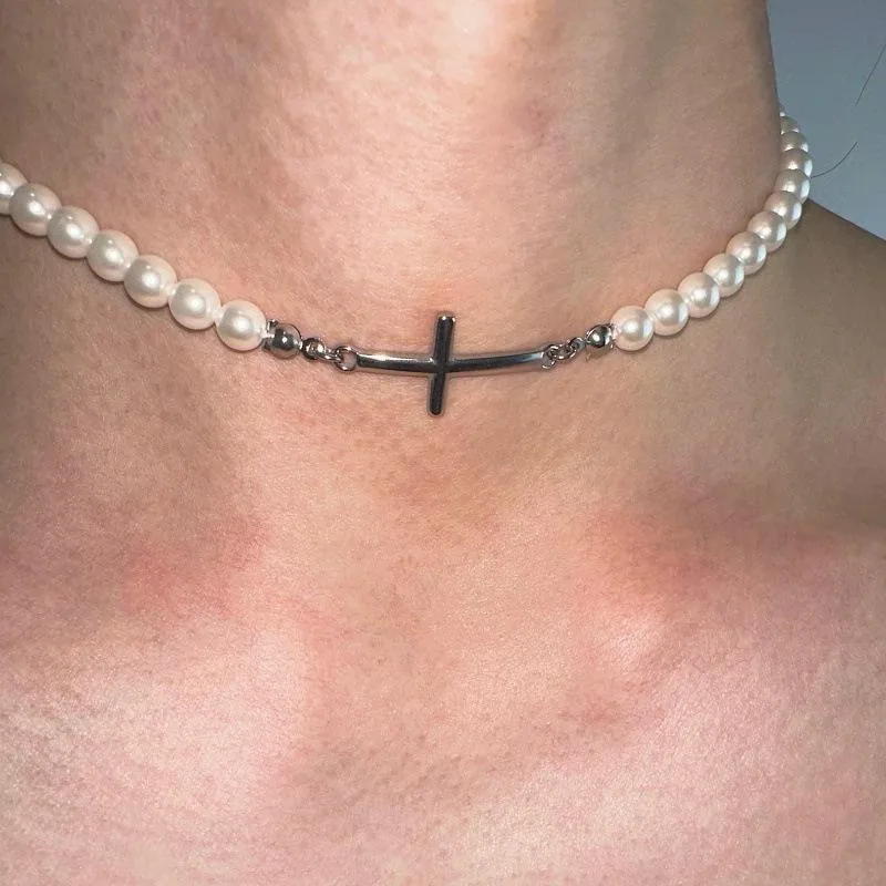High-quality Fashion Exquisite Jewelry Pearl Beaded Cross Choker Necklaces Fancy Jewellery for Ladies Women Unisex