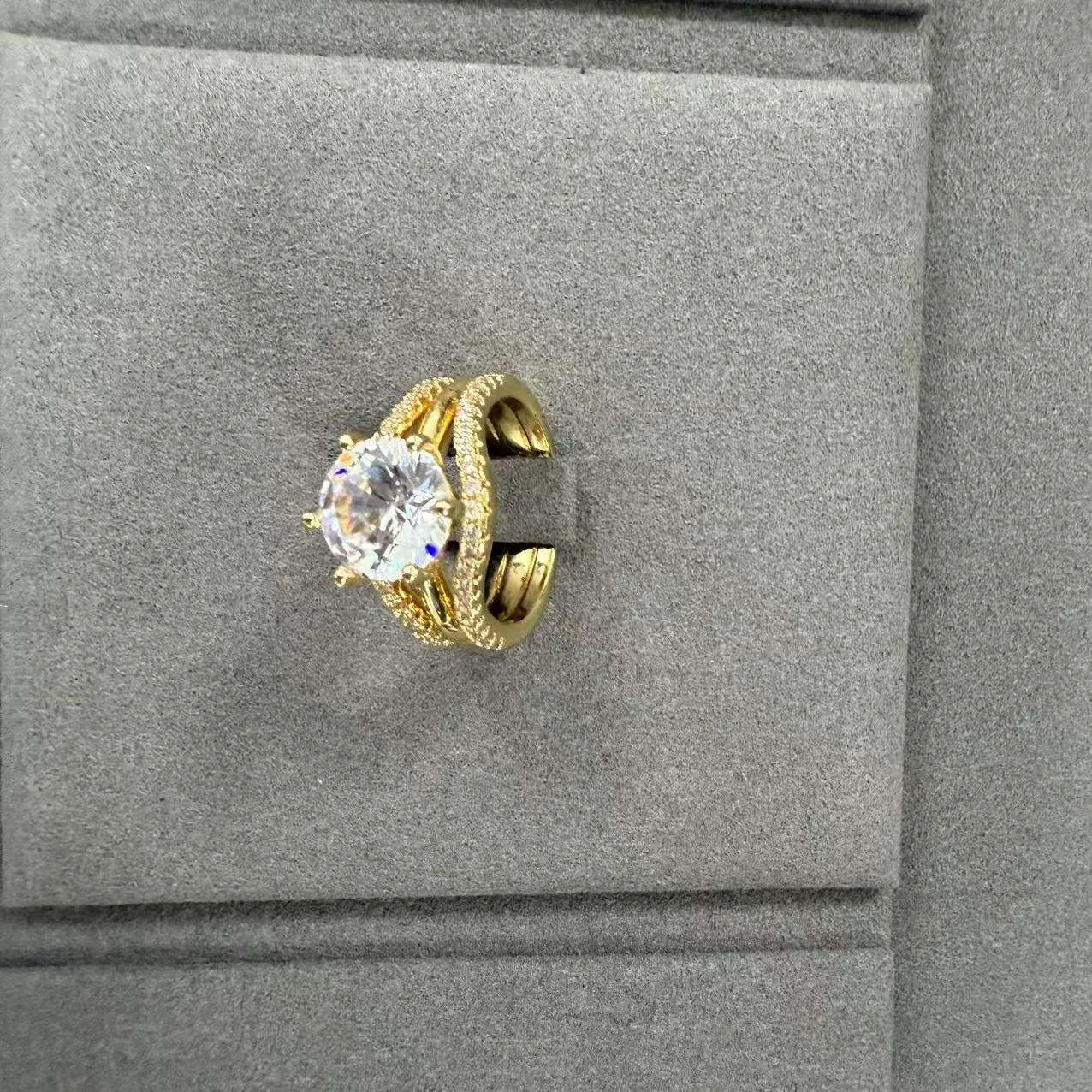 Custom Luxury Shining Diamond Zircon Rings Gold Plated Alloy Wedding Women Men Fashion Fine Jewelry Rings view 3
