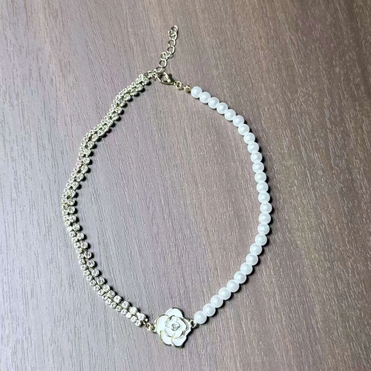 Luxury Fancy Jewellery for Ladies Pearl Bead Chain Necklace Bling Crystal Tennis Chain Drop Oil Flower Charm Necklace view 3