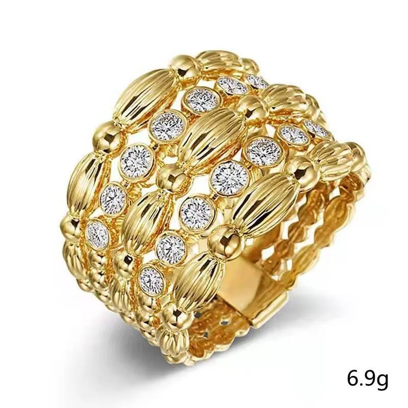 Fashion Jewelry Wholesale Zircon Personalized Ring Alloy Classic Glowing Luxury Anniversary Wedding Rings for Girls view 3