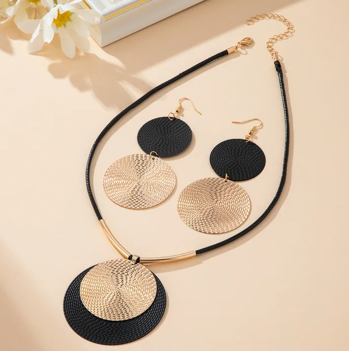 Minimalist European Two-Tone Mesh Circle Matching Jewelry Set Hollow Round Disc Bib Necklace Drop Earrings Daily Office Dating Women Outfit Accessories MOQ 6 Sets