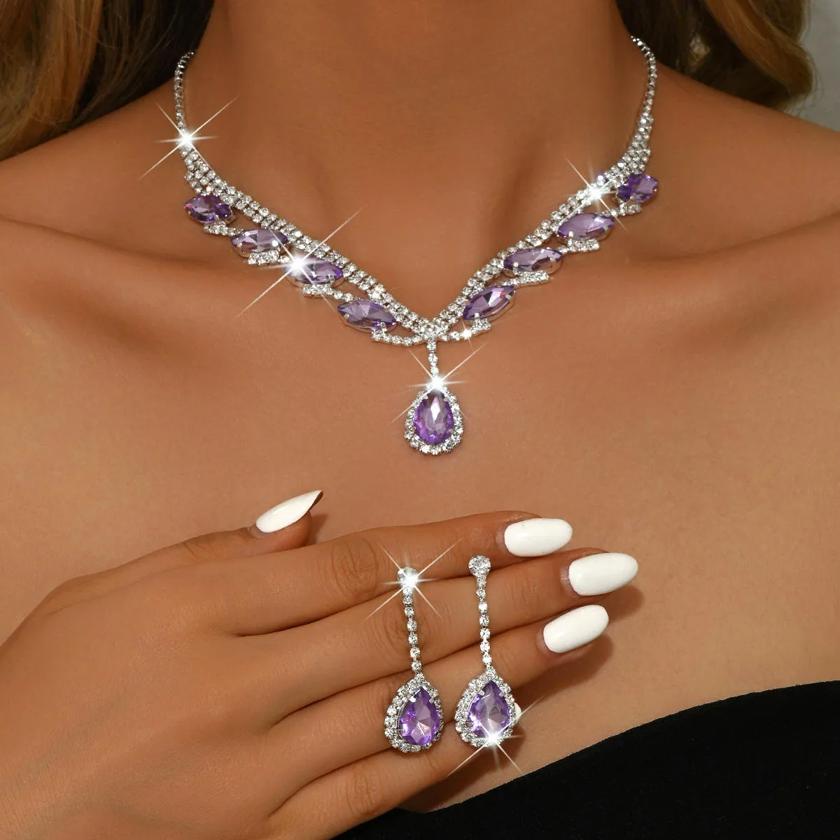 Diamond Rhinestone Necklace Earrings Set for Women 2 Piece Teardrop Crystal V Shaped Bridal Wedding Prom Party Jewelry Sets Gift