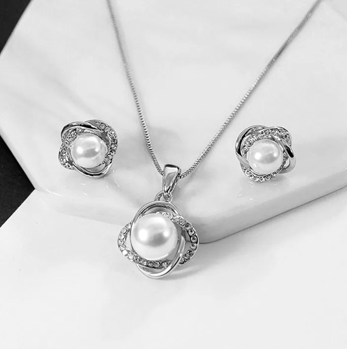 Wholesale Four Leaf Clover Rose Crystal Faux Pearl Jewelry Set Snake Bone Chain Necklace Earrings Women MOQ 6 Sets Bulk Supply view 2