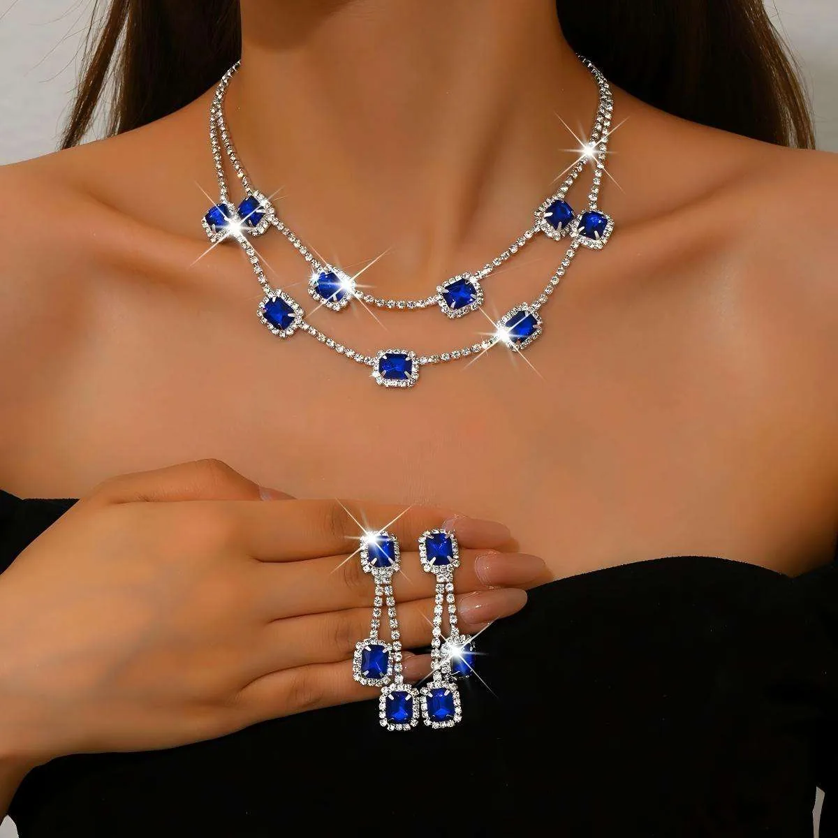 Wholesale Custom Fashion Accessories Jewelry Sets Zircon Brass Temperament Vintage Chain Emerald Necklaces for Women Set view 2