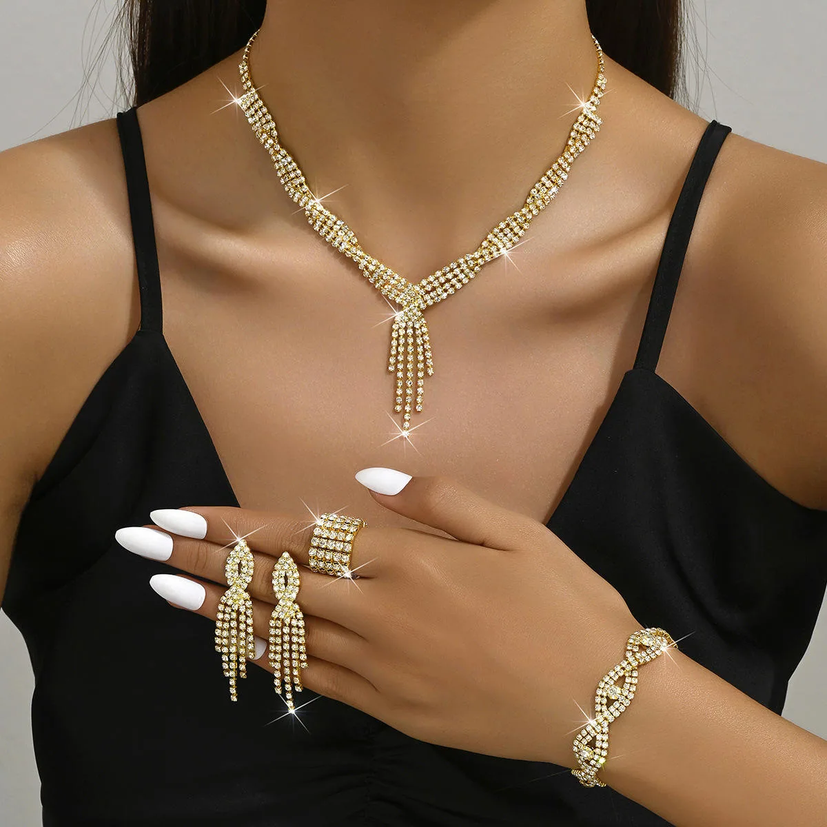 Custom Luxury Tassel Elegant Diamond Pendant Necklace Set Copper Alloy Chain Jewelry with Earrings for Women Gift view 2