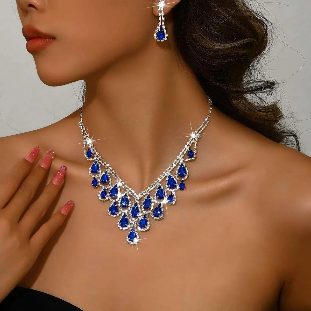 Fine Pendant Water Drop Double V-shaped Locket Necklace Diamond Fashion Chain Jewelry Sets Earrings Necklaces for Women Set view 3
