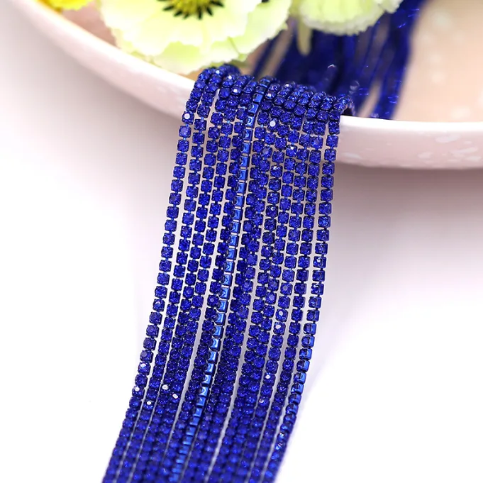 Wholesale Rhinestone Cup Chain Ss16 Sew on Trimming Close Cup Bling Bling Rhinestone Chains for Clothing Accessories view 3