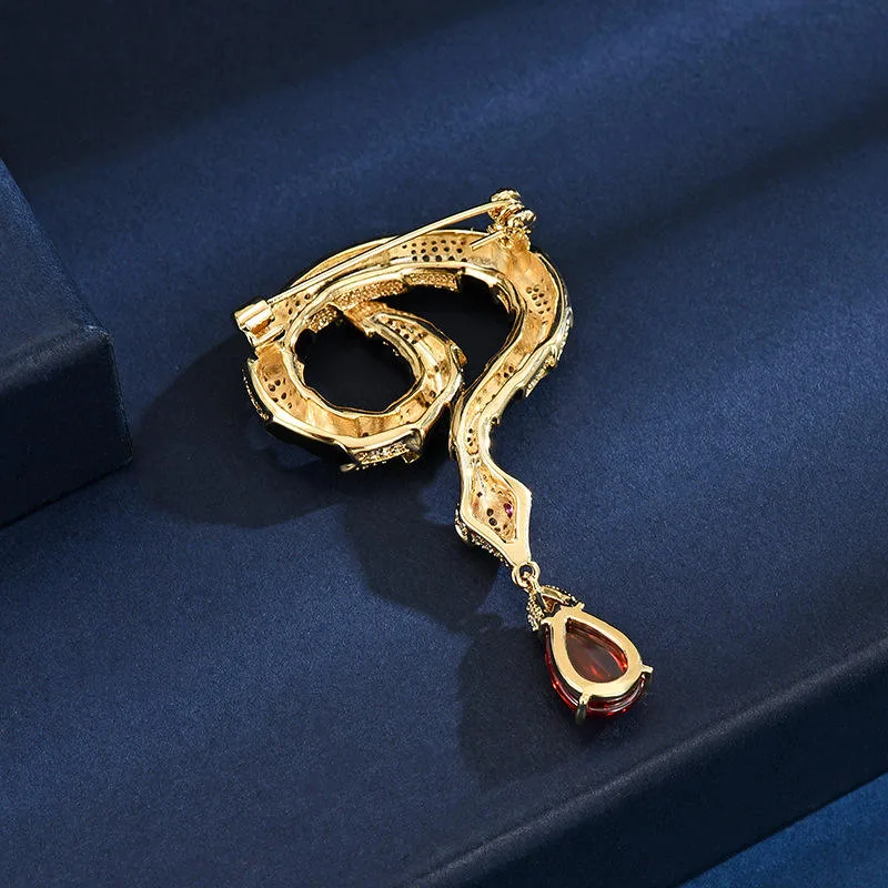 Snake Fashion Brooch Unique Design Pin for Women Men Suit Accessory Wholesale Jewelry Anti-Exposure Clip for Party Wedding