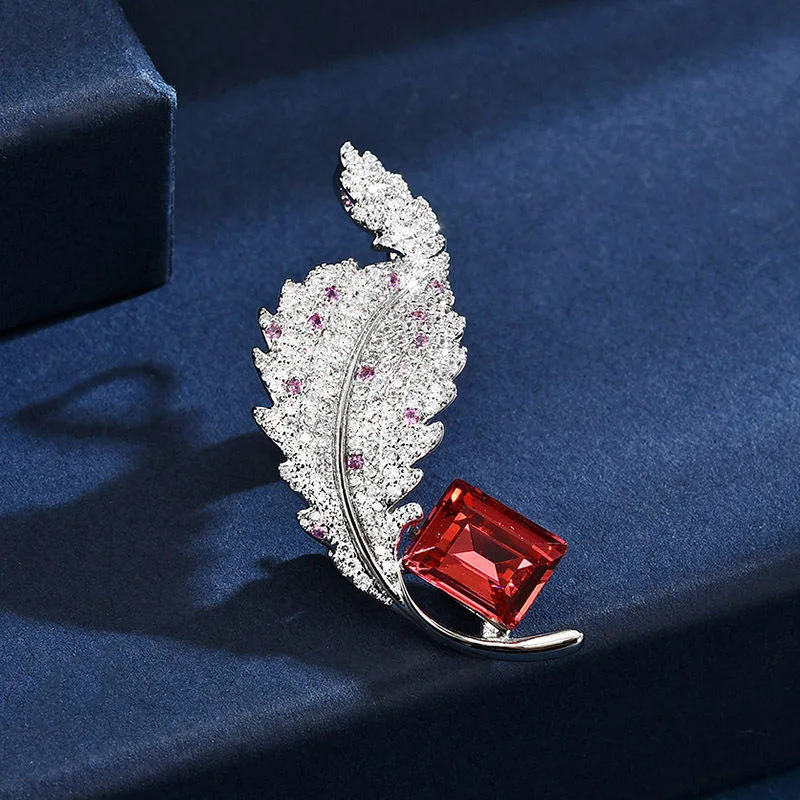 Luxury Vintage Copper Zircon Flower Leaf Brooch Pins Gold Plated Jewelry for Unisex Engagement Wedding Party Gift