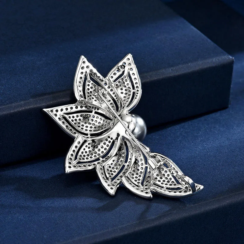 Classic Leaf Brooch Pin Creative Unique Brooch Elegant Outfit Accessory Ladies Men Wholesale Fine Jewelry for Wedding Party view 2