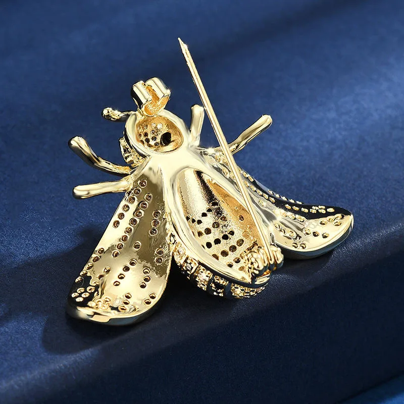 Pearl Bee Brooch for Women Men High-End Exquisite Cute Unique Design Fashion Lapel Pin for Party Gift Wedding view 2