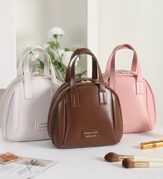 Maillard Shell‑Shaped Makeup Bag Waterproof Large Capacity Divided Storage Portable Travel Toiletry Cosmetic Bag view 2