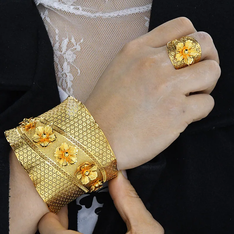 Women's Custom Vintage Flower Rings and Bangles Set Luxury Design Gold Plated Fashion Jewelry Gold Plated Copper Jewelry