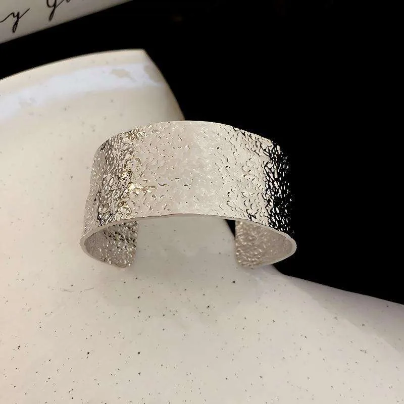 High-quality New Luxury Fashion Geometric Irregular Opening Copper Alloy Material Temperament Female Cuff Gold Silver Bangles