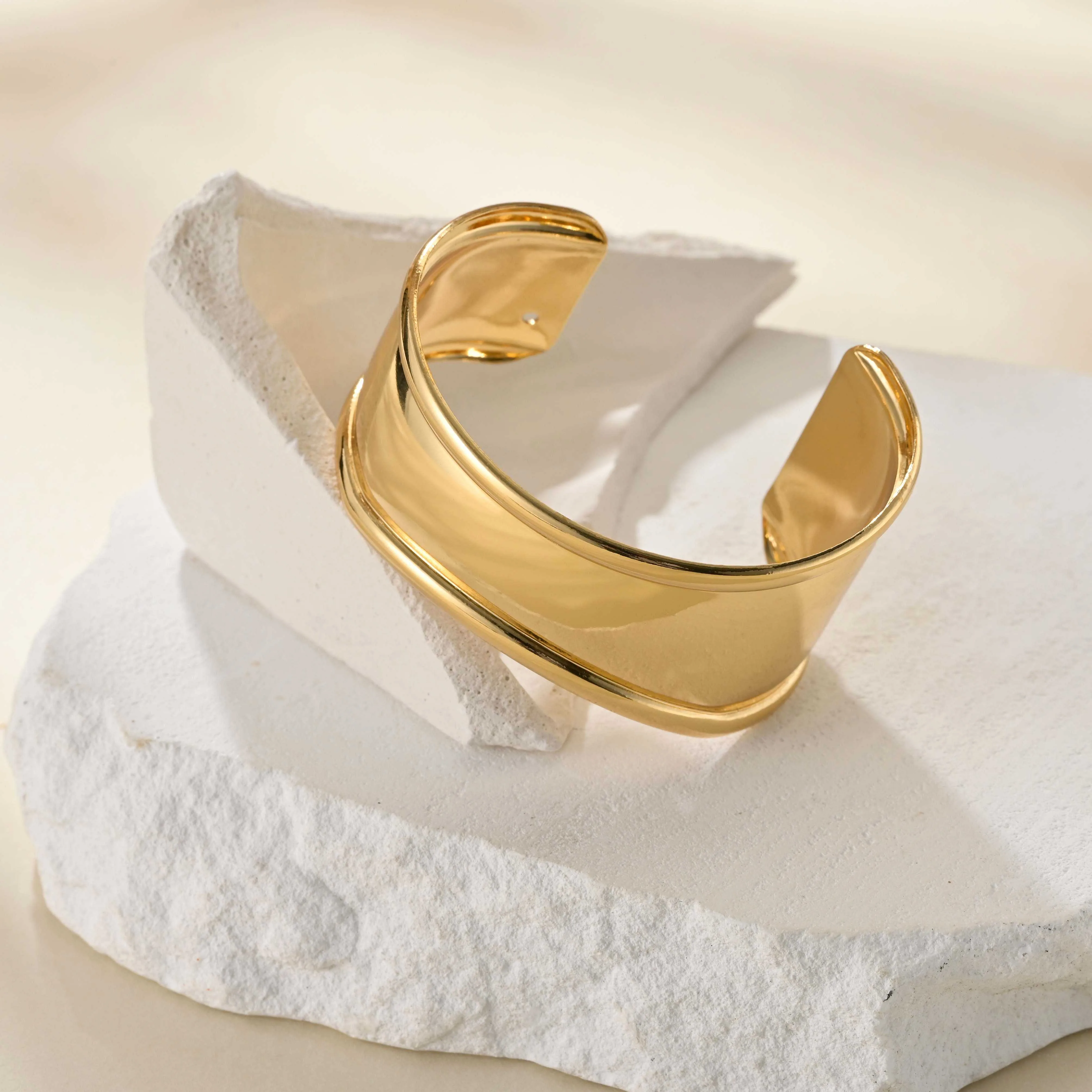Gold Plated Alloy Copper Wedding Jewelry Joias De Luxo Fancy Jewellery for Ladies Anti Tarnish Bangles