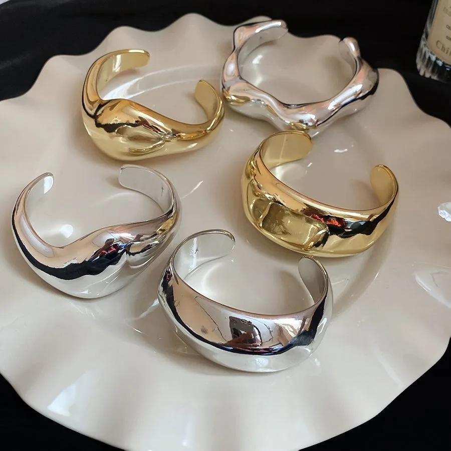 MUXCOR Chunky ABS Wedding Wide Bracelets Joias De Luxo Fancy Jewellery for Ladies Women Bangles Statement Plastic Jewelry