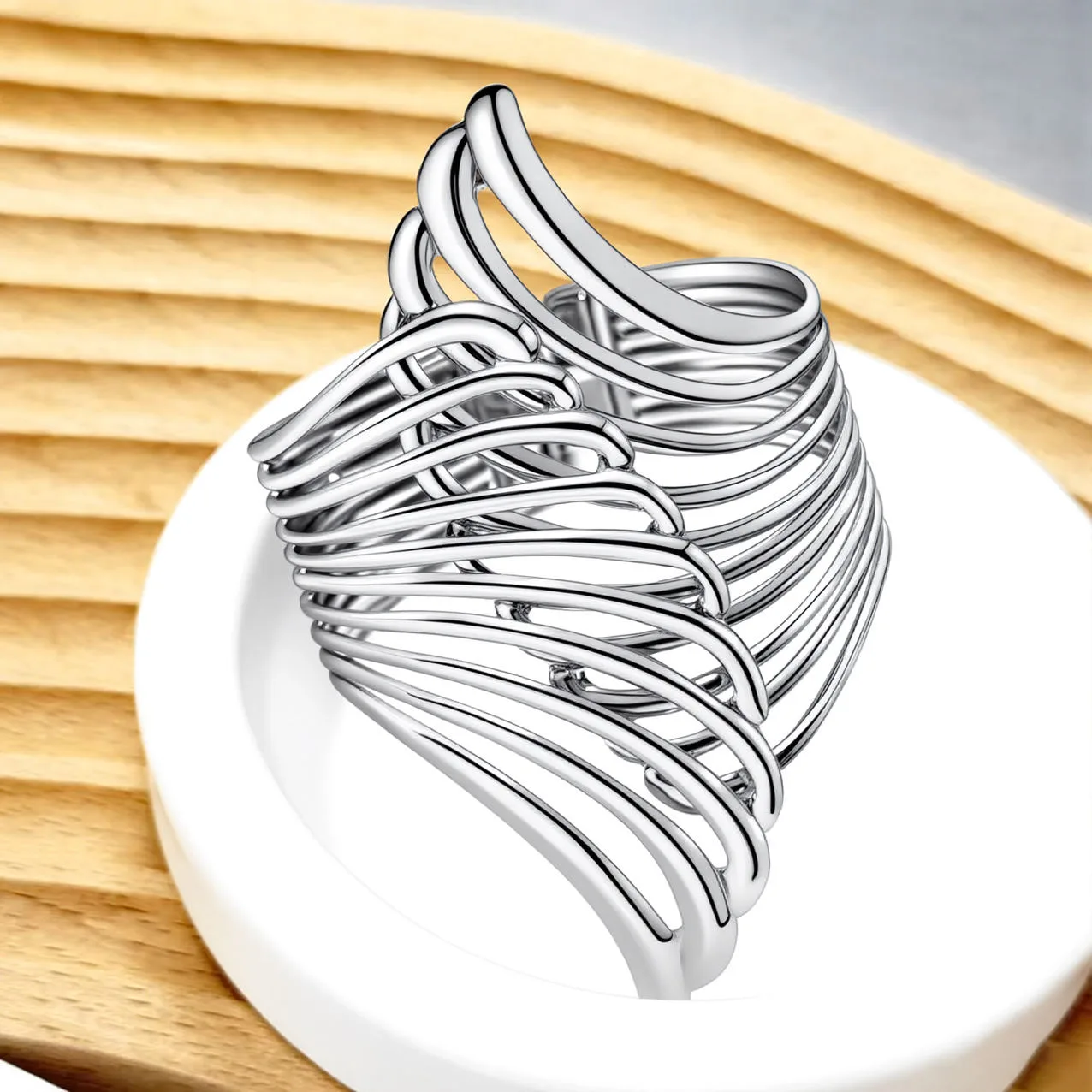 Wholesale Butterfly Wing Bangles Gold Plated Alloy Jewelry Copper Unique Jewelry Joias De Luxo Fancy Jewellery for Ladies view 2