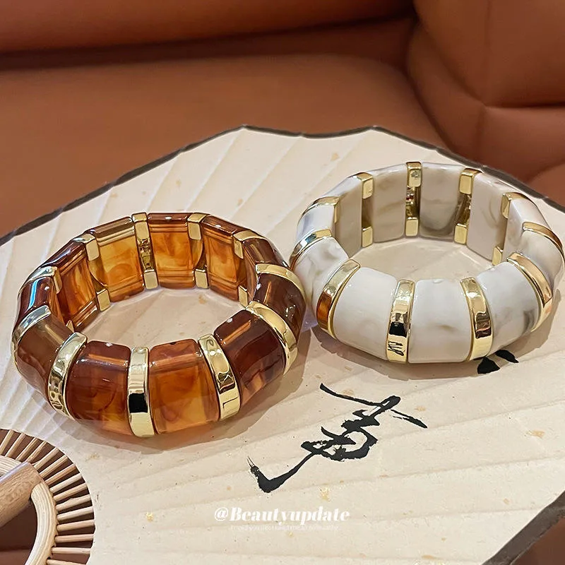 Fashion Acrylic Exaggeration Retro Personality Smut Acrylic Stretch Bracelet for Women view 3