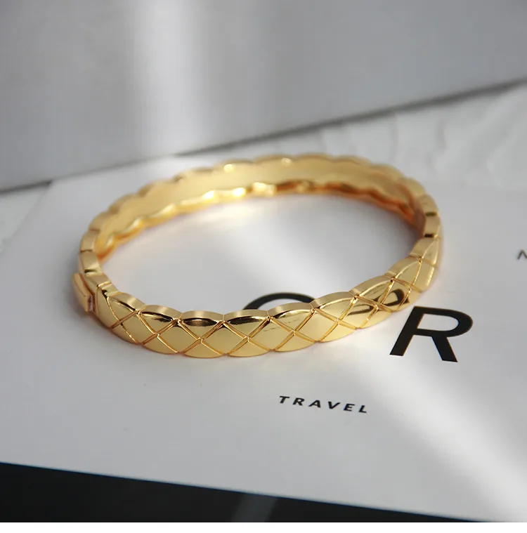 Fashion Simple Gold Plated Alloy Jewelry Zircon Mesh Personalized Elegant Versatile Close Bangles Bracelet Jewelry for Women view 2