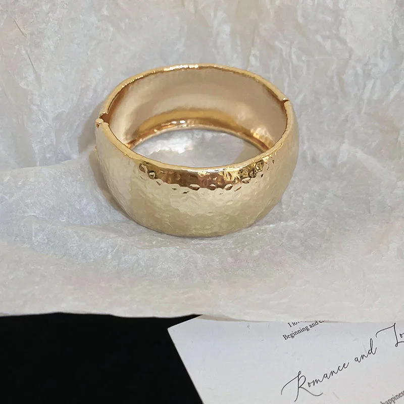 Clasp Bangles Gold Plated Jewelry Wedding Copper Alloy Jewelry Joias De Luxo Fancy Jewellery for Ladies