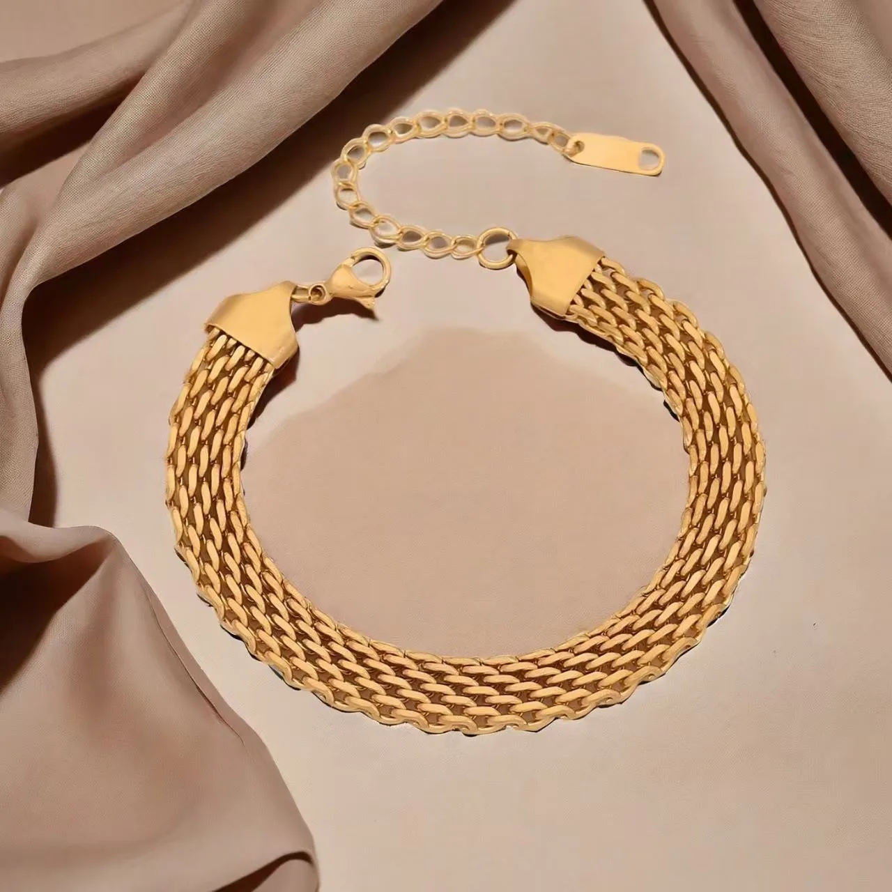Hip-hop Gold Plated Copper Alloy Woven Mesh Temperament Men Women Colorfast Gold Generous Cuban Fashion Chain & Link Bracelets view 2