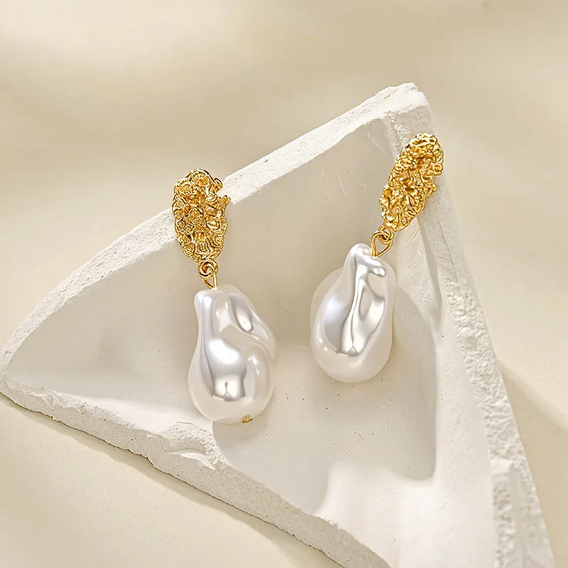 Wholesale Gold Baroque Pearl Drop Silver Needle Stud Earrings Alloy Large Irregular Pearl Elegant Wedding Jewelry for Women view 2