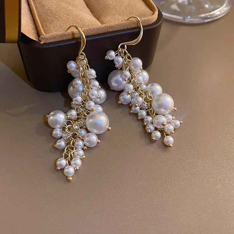 New Wholesale Fashion Women Drop Pendant Earrings Exquisite Pearl Korean-style Delicate Earrings Fancy Jewellery for Ladies