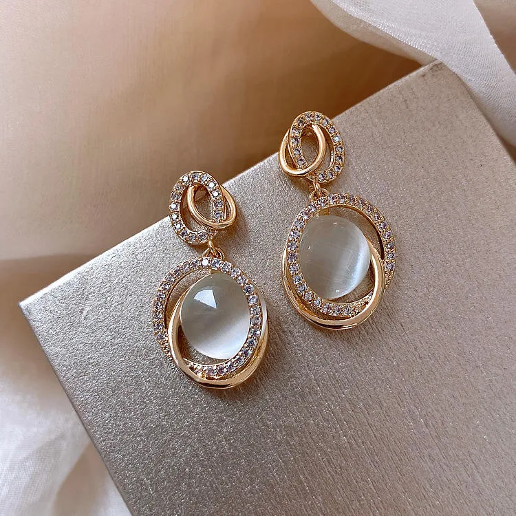 Elegant Cat Eye French Opal Stone Wholesale Earrings Crystal Oval Moonstone Dangle Charm Gold Plating Engagement Women Earrings
