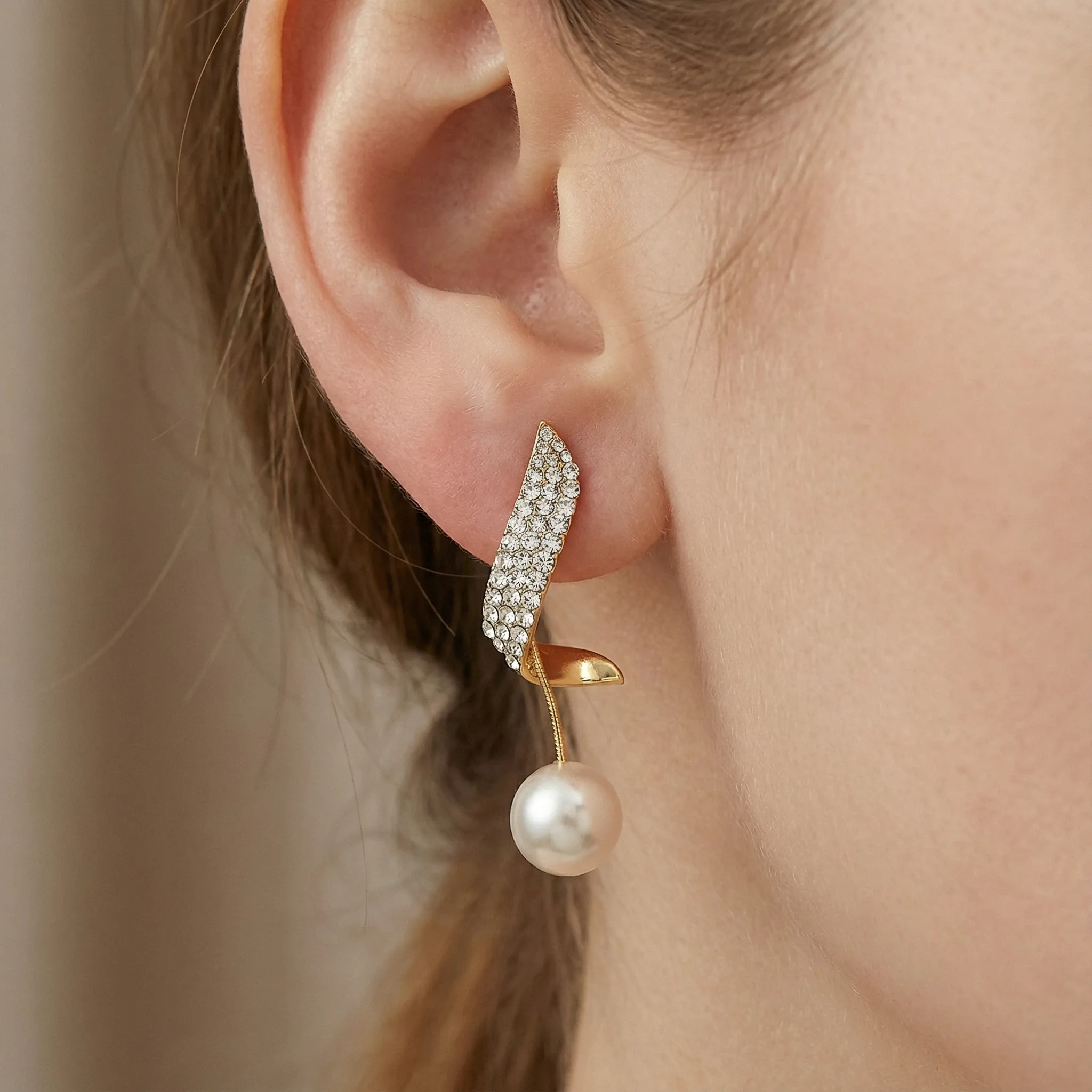 Women's Custom Korean Style Fashion Jewelry Girls Pearl Elegant Earrings Women Gifts Wholesale Designer Long Bride Earrings