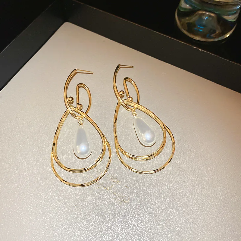 Factory Direct Earrings Fashionable and Elegant Versatile Copper Earrings Exaggerated Multi-layer Oval Drop Pearl Earring Women view 3