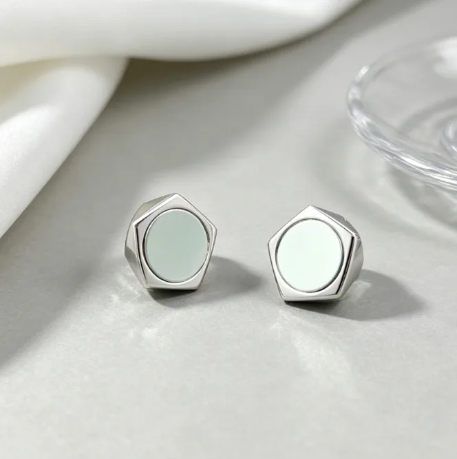 Alloy Square Magnetic Earrings No Piercing Cubic Zircon Hoop Ear Cuff Trendy Single Ear Jewelry For Men Non Hole Ear Accessory view 2