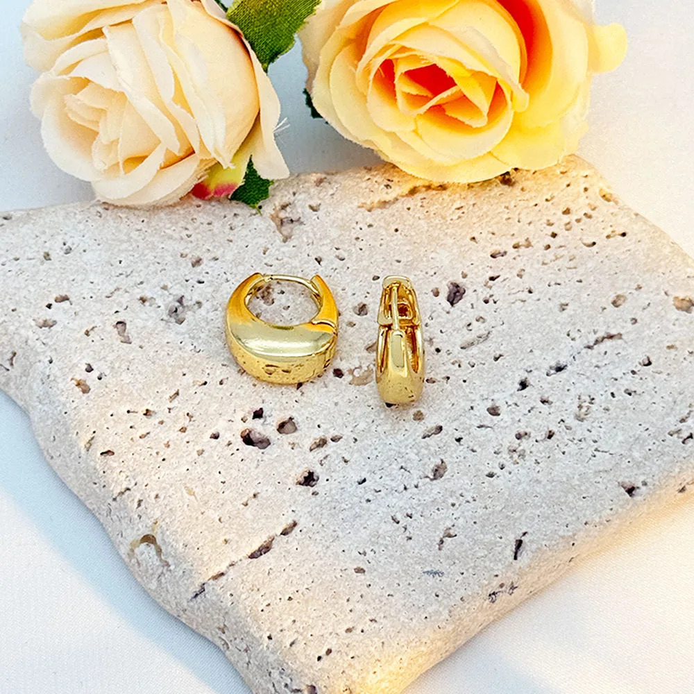 Minimalist Gold Toned Chunky Hoops Earrings Sleek Chic Hick Smooth Polished Classic Alloy Charm Earrings Jewelry for Women view 2