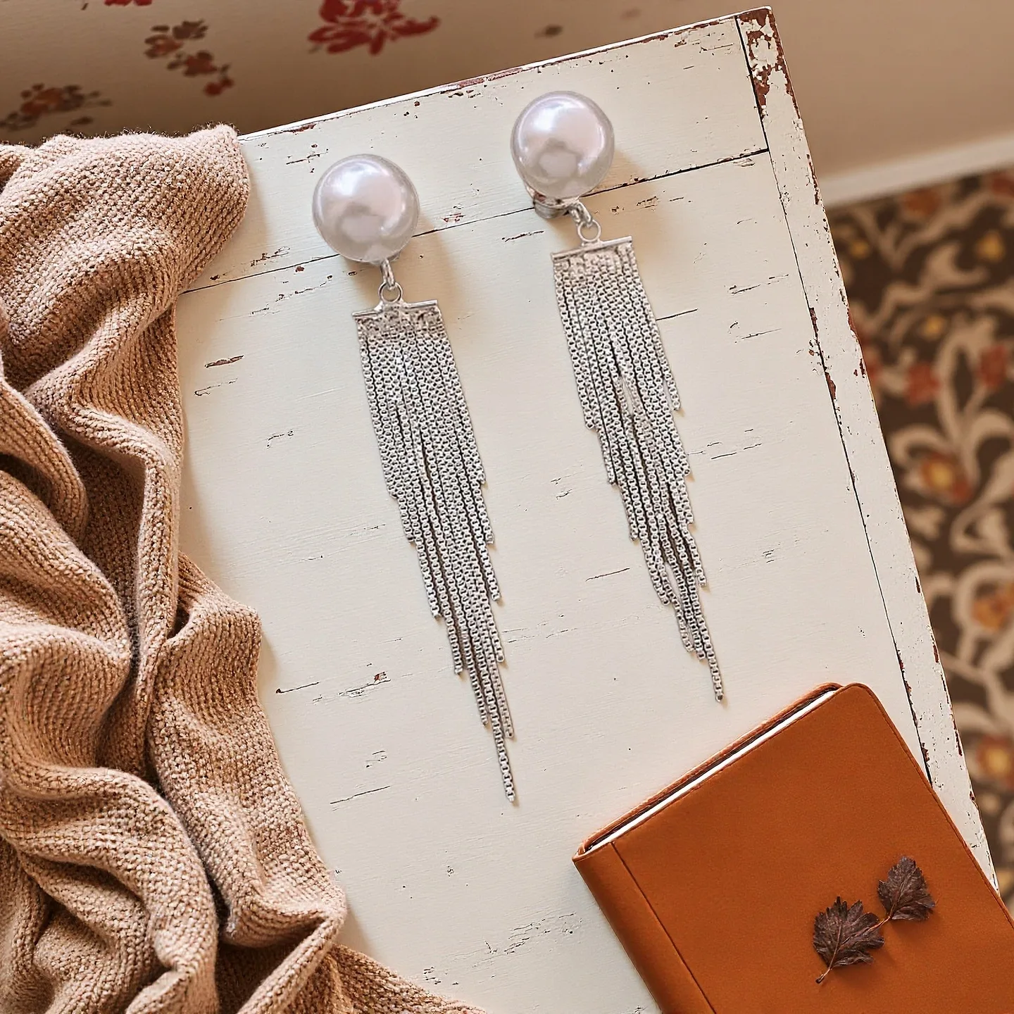Elegant Silver Toned Tassel Earrings Pearl Sparkling Chain Fringe Design Exquisite Women Evening Party Daily Fashion Jewelry