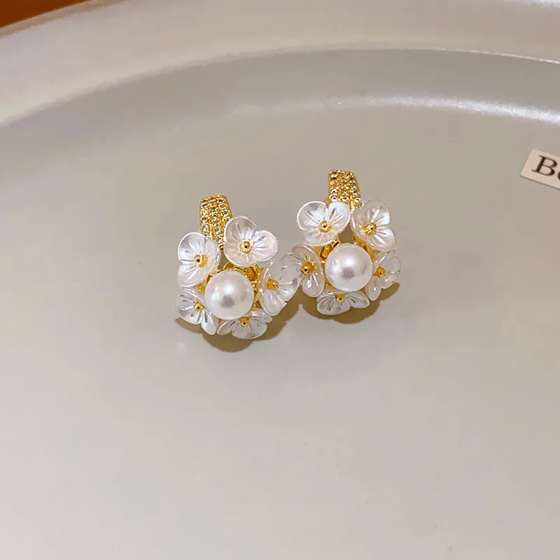 Elegant Floral Pearl Stud Earrings with Crystal Accents Exquisite Gold Plated Flower Earrings for Women Daily Wear Party view 3
