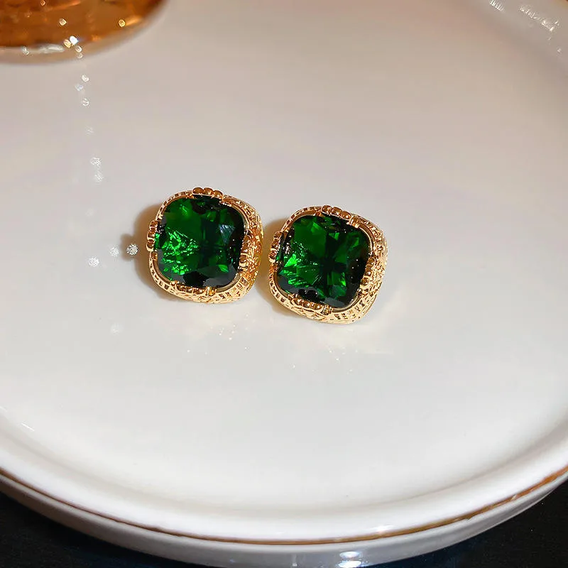 Wholesale Custom Fashion Women Wedding Christmas Jewelry Brass Emerald Shiny Zircon Sparkly Round Designer Elegant Stud Earrings view 3
