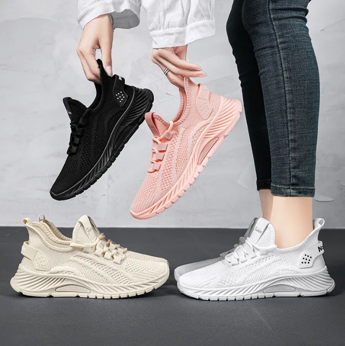New Summer Fashion Casual Sports Shoes Breathable Trendy Mesh Fly Knit Women Sneakers Wholesale