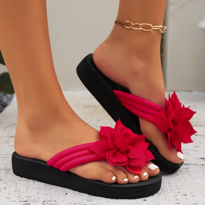 Flat Slippers Plus Size Women Flower Thong Flip Flops Lightweight Versatile Beach Sandals For Foreign Trade Independent Station view 2
