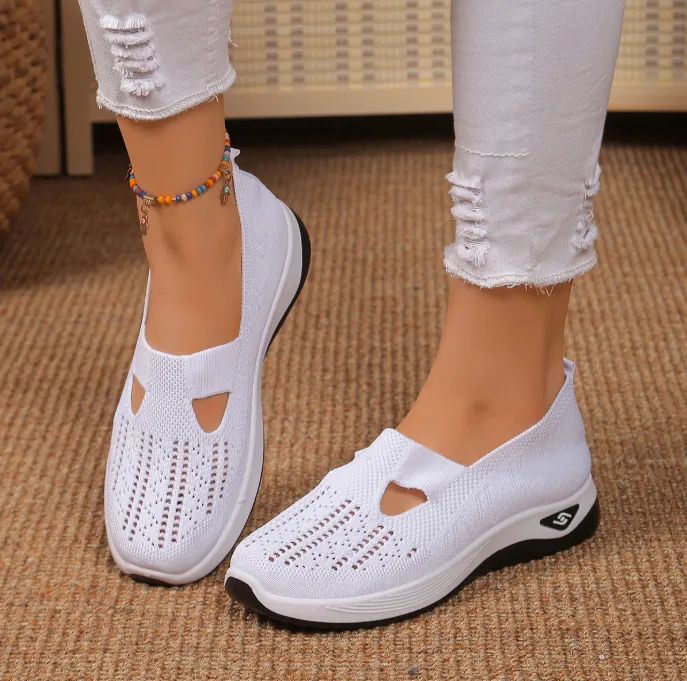 Plus Size Comfortable Women Cloth Shoes Slip‑On Fly Knit Mesh Casual Shoes Mom Shoes view 2