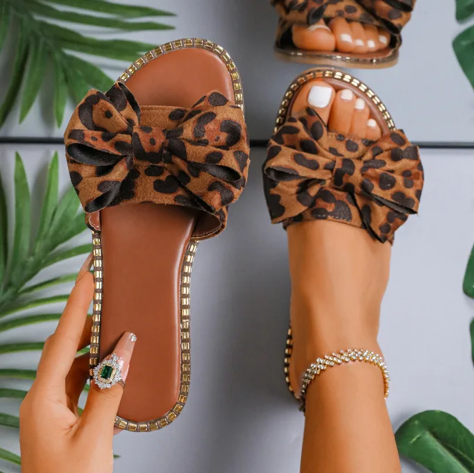 New Flat Rhinestone Bow Slide Slippers Women Outdoor Solid Color Lightweight Cloth Casual Sandals view 2