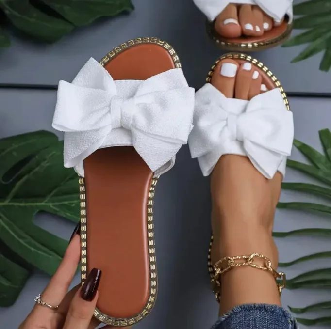 New Flat Rhinestone Bow Slide Slippers Women Outdoor Solid Color Lightweight Cloth Casual Sandals view 3