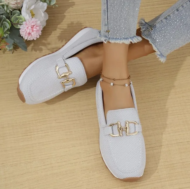 Plus Size 2026 New Arrival Women Flat Shoes Four‑Season Fashion Shallow Mouth Casual Sneakers view 3