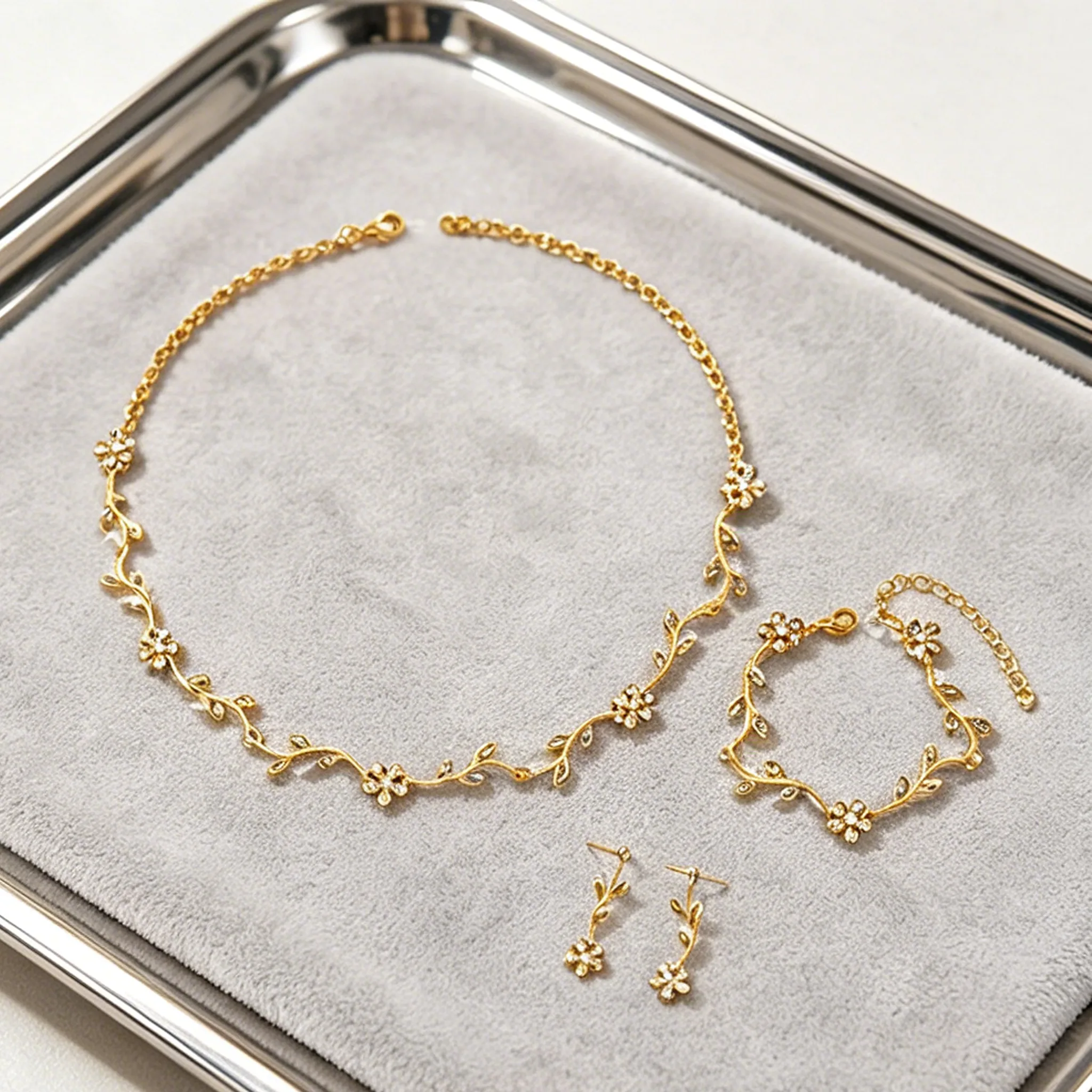 Rhinestone Flower Designer gold jewelry sets diamond-encrusted leaf necklaces earrings bracelet for women