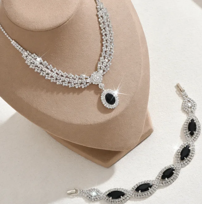 Vintage Luxury ruby Rhinestone Pendant Necklaces red diamond Bracelet Drop Earrings Wedding Statement Jewelry for Women sets
