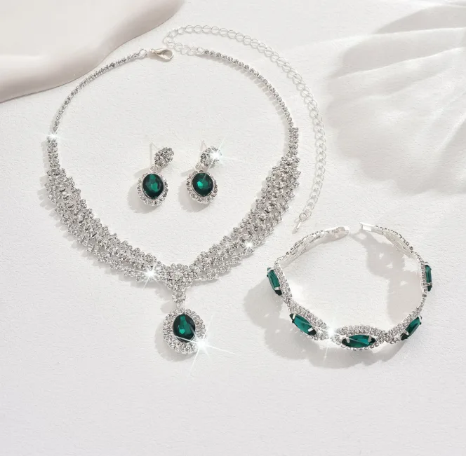 Vintage Royal Luxury green Rhinestone Pendant Necklaces diamond Bracelet Drop Earrings Wedding Banquet Women Statement Jewelry