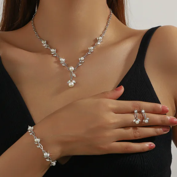 luxury Bridal Floral Rhinestone Y-Shaped Necklaces Leaf Pearl Drop Earrings Bracelets Jewelry Sets for Women Wedding Ceremony view 3